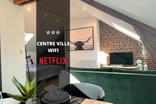 Centre Ville Apartment | DOWNTOWN LOFT - CENTRE VILLE - WiFi - NETFLIX