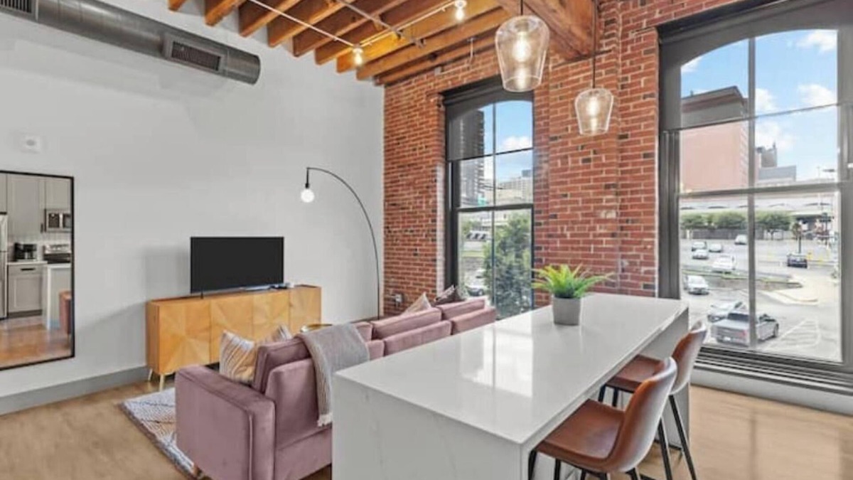 Downtown St. Louis Apartment | Downtown Loft on Riverfront Next to Arch & Convention Center