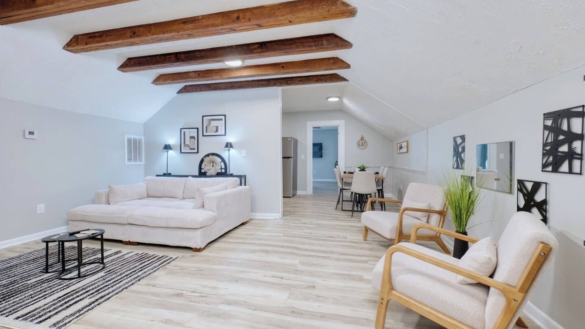 Columbus Apartment | Downtown Luxury Apartment, 15 mins to Fort Benning