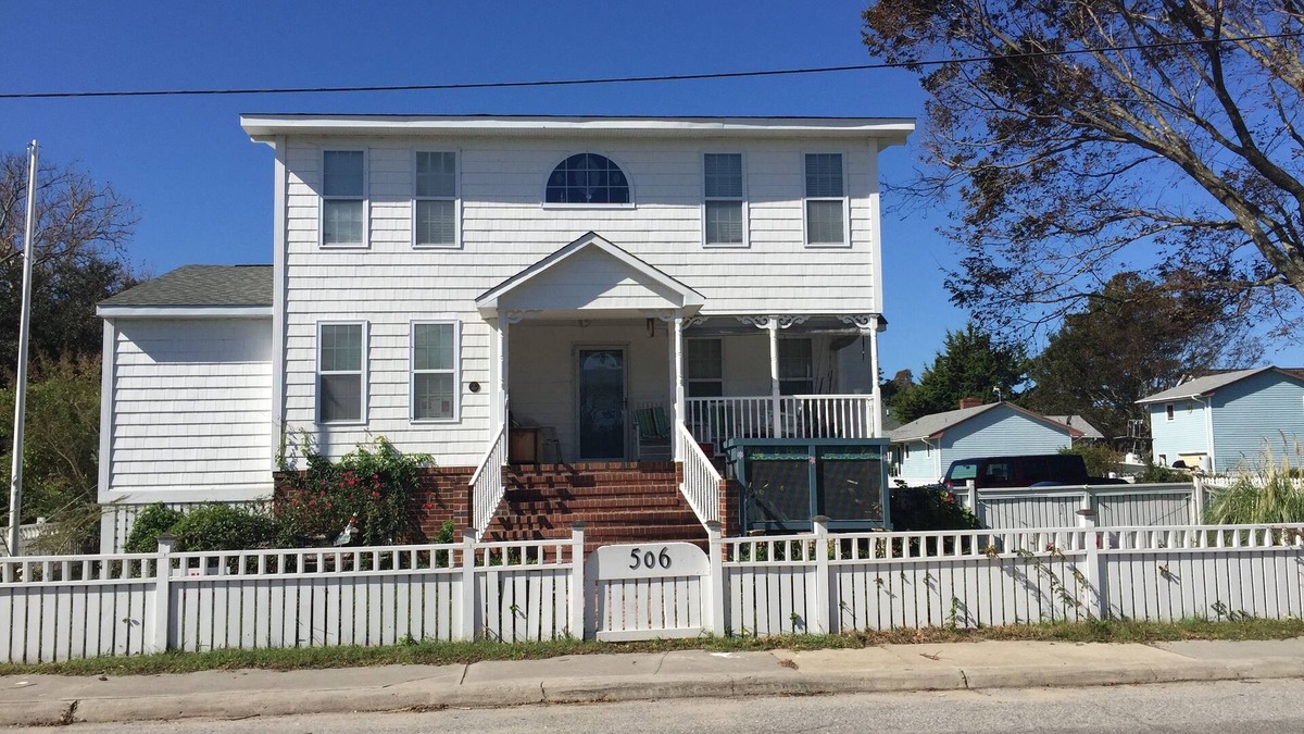 Historic Downtown Manteo House | Downtown Manteo Prime Location near Beaches and Manteo Waterfront