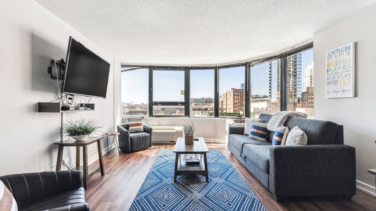 South Loop Condo | Downtown MICH AVE#4 King Beds |Grant Park, 2bd/2ba
