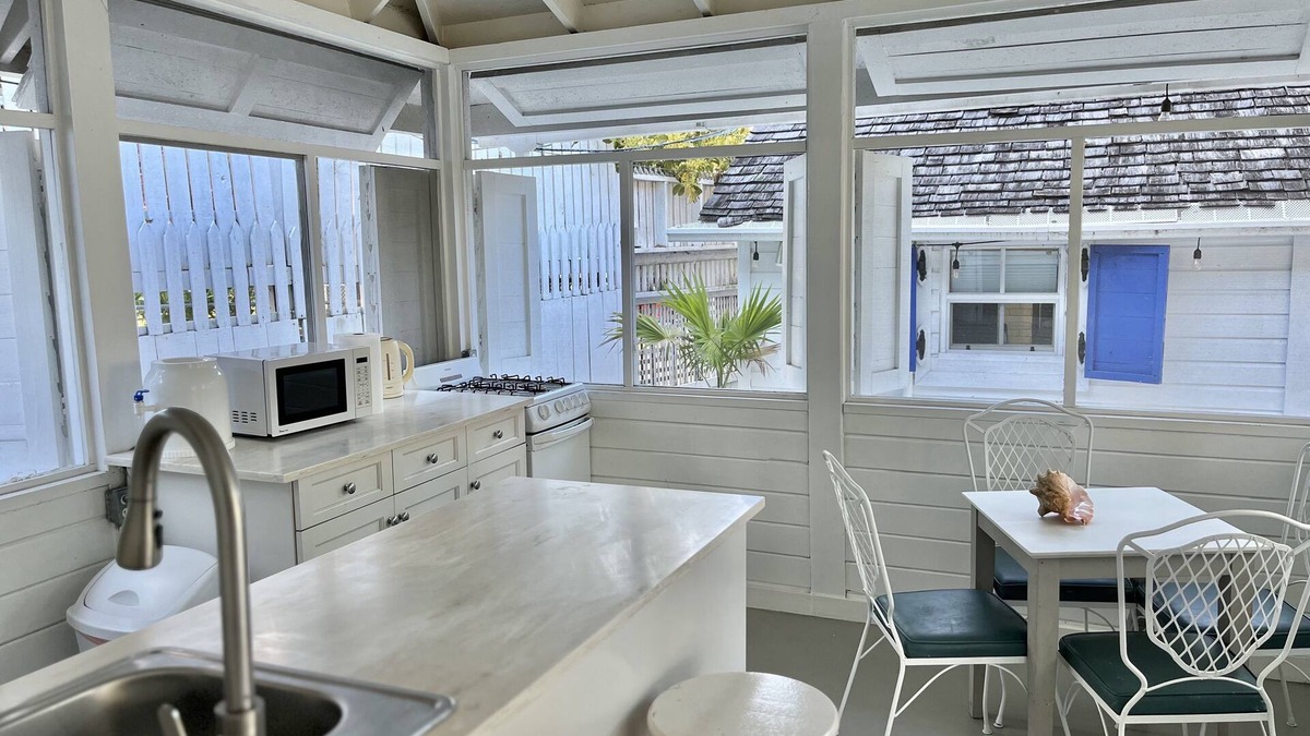 Downtown Nassau Villa | Downtown Nassau Oasis Unit 3