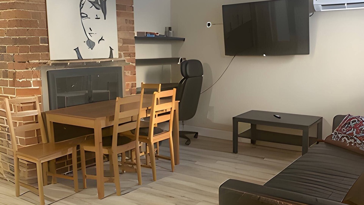 Downtown Halifax Apartment | Downtown one bedroom/Historic Bauer Terrace