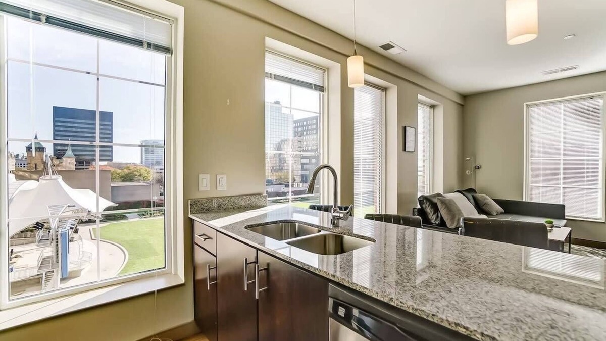 Scioto Mile Apartment | Downtown Park View Apartment