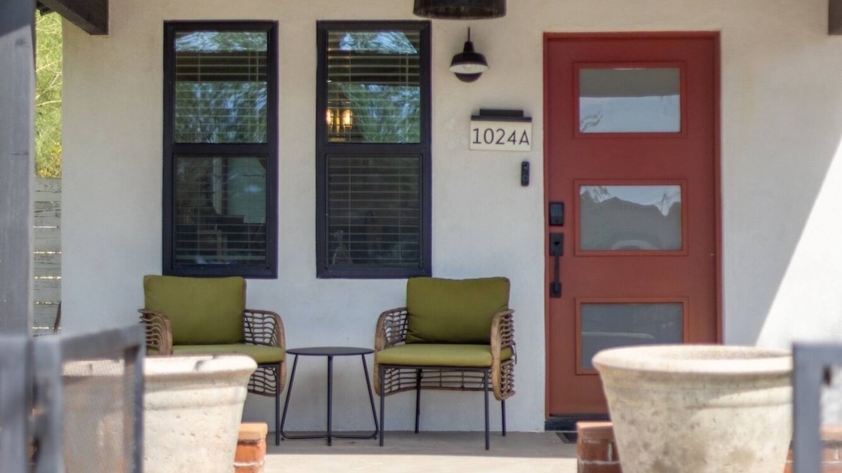 Garfield House | Downtown Phoenix Modern Retreat Unit A-nWalkable, Private & Modern