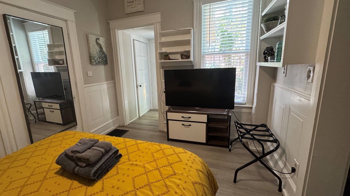 South Eola Apartment | Downtown Private Efficiency Lake Eola Central Business District