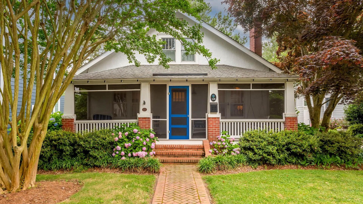 South Rehoboth House | Downtown Rehoboth Beach Two Blocks to the Beach Sleeps 10
