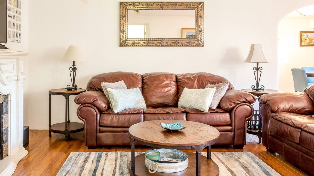 Downtown Santa Fe House | Downtown Santa Fe, Walk to Plaza, 2B/2B + Full Kitchen, AIr Conditioned