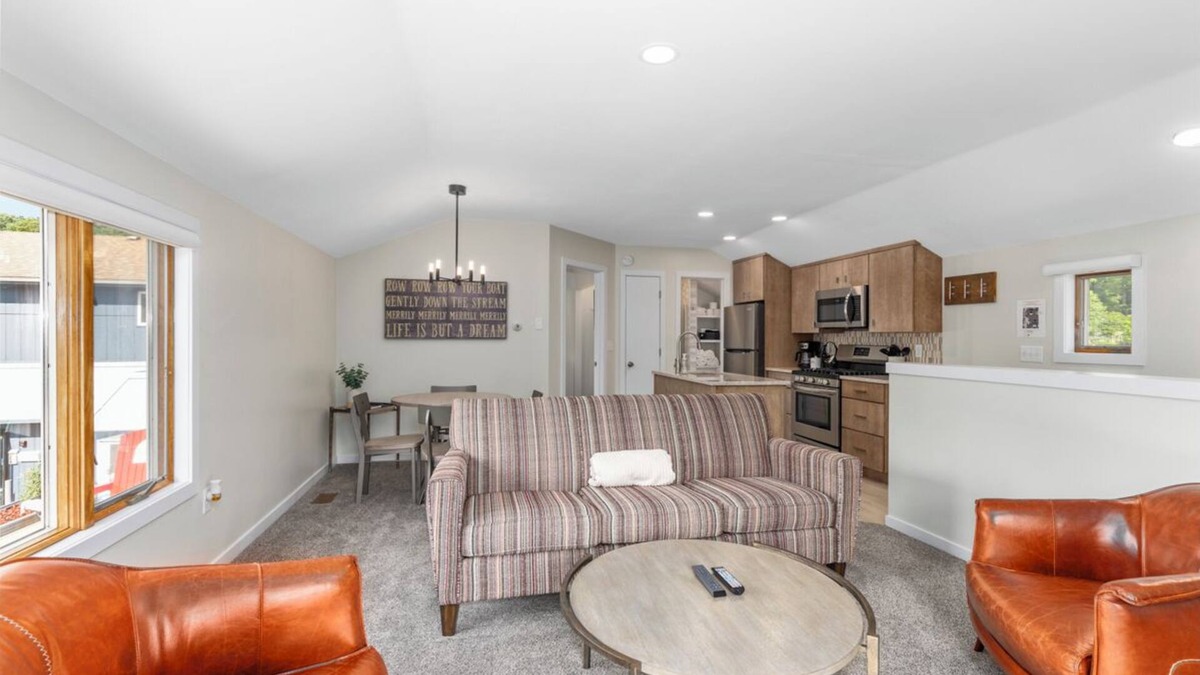 Saugatuck Condo | Downtown Saugatuck - Waterfront Condominium (Upper Level Unit)