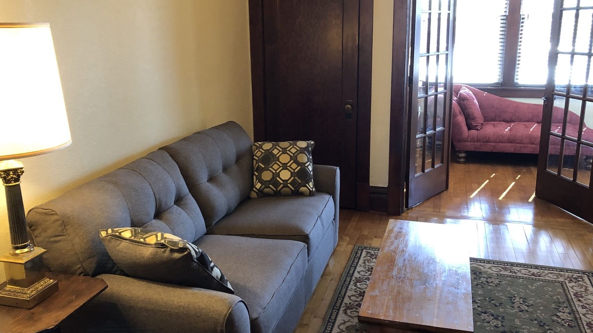Sleepy Eye Apartment | Downtown Sleepy Eye Apartment, 1 bedroom and sleeper. Vintage in every way!