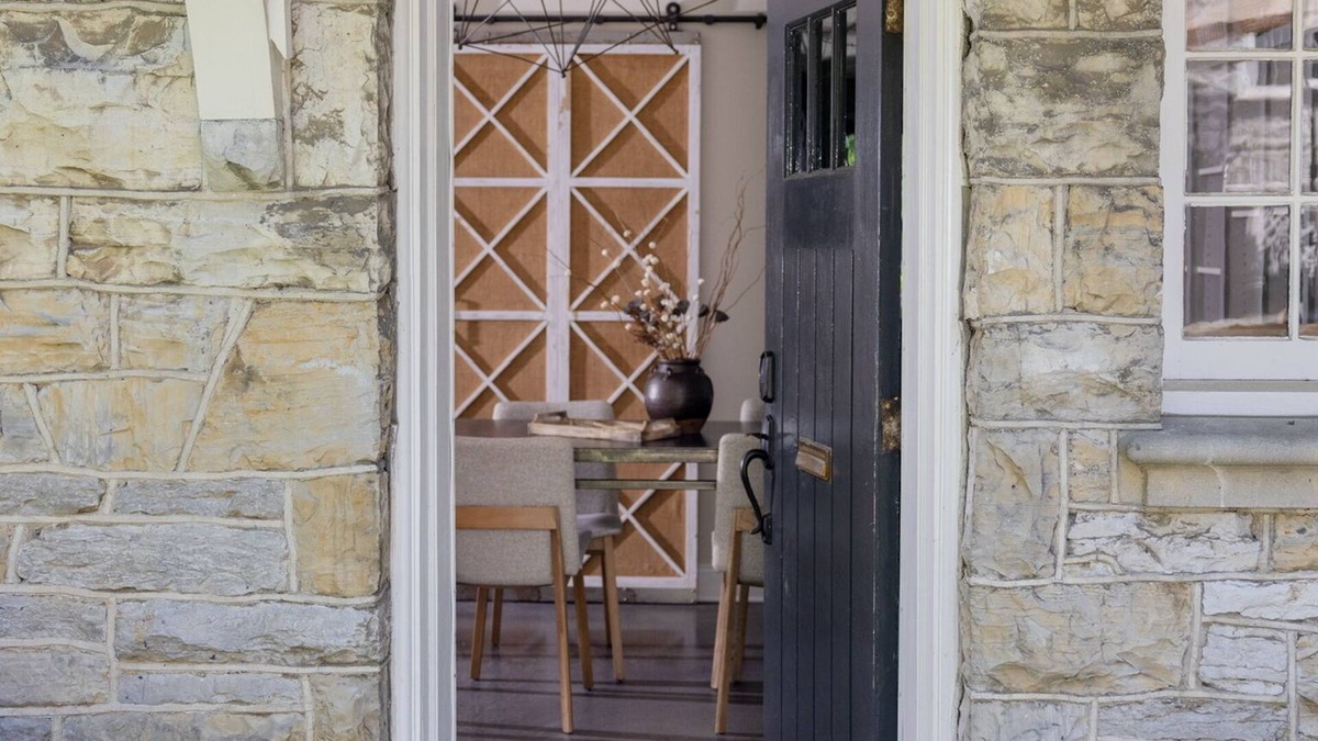 State College Cottage | Downtown State College! Carriage House at Woodruff Highlands House