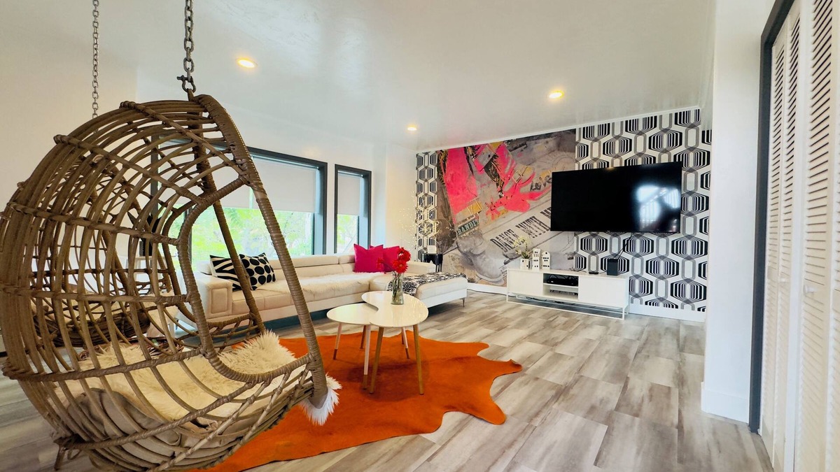 City Park West Apartment | Downtown Suite in Cap Hill !