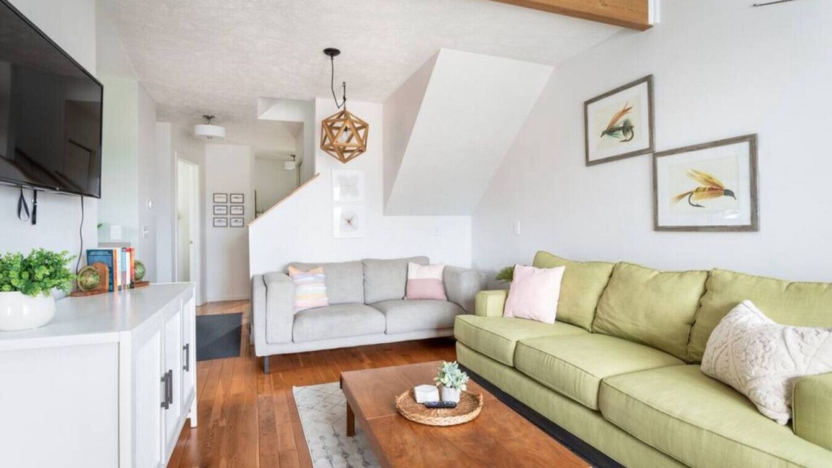 Traverse City House | Downtown TC Townhouse - Steps to TART Trail