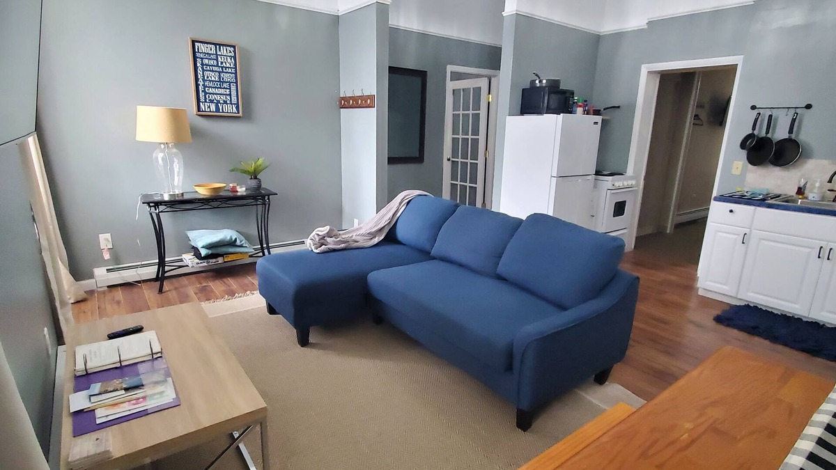 Auburn House | Downtown, two bedroom, first floor, pet friendly