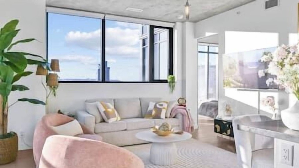 Connaught Apartment | Downtown Views | Gym | UG Park | Interior Designed