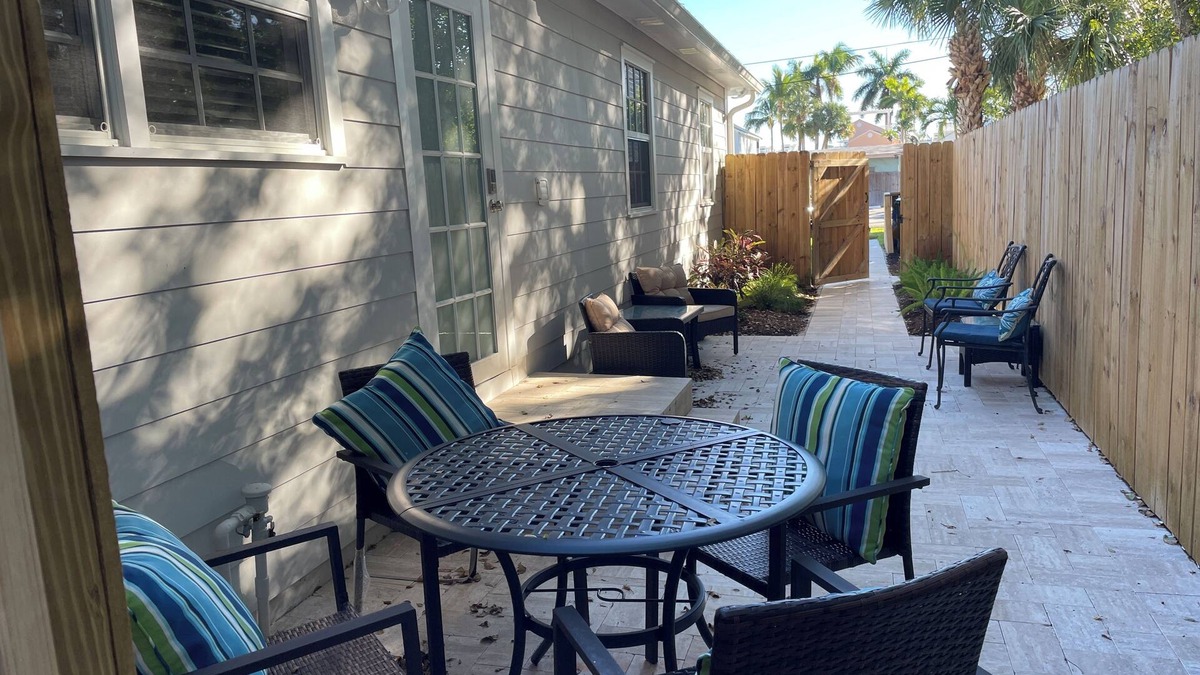 Marina District Apartment | Downtown- Walk To Everything!