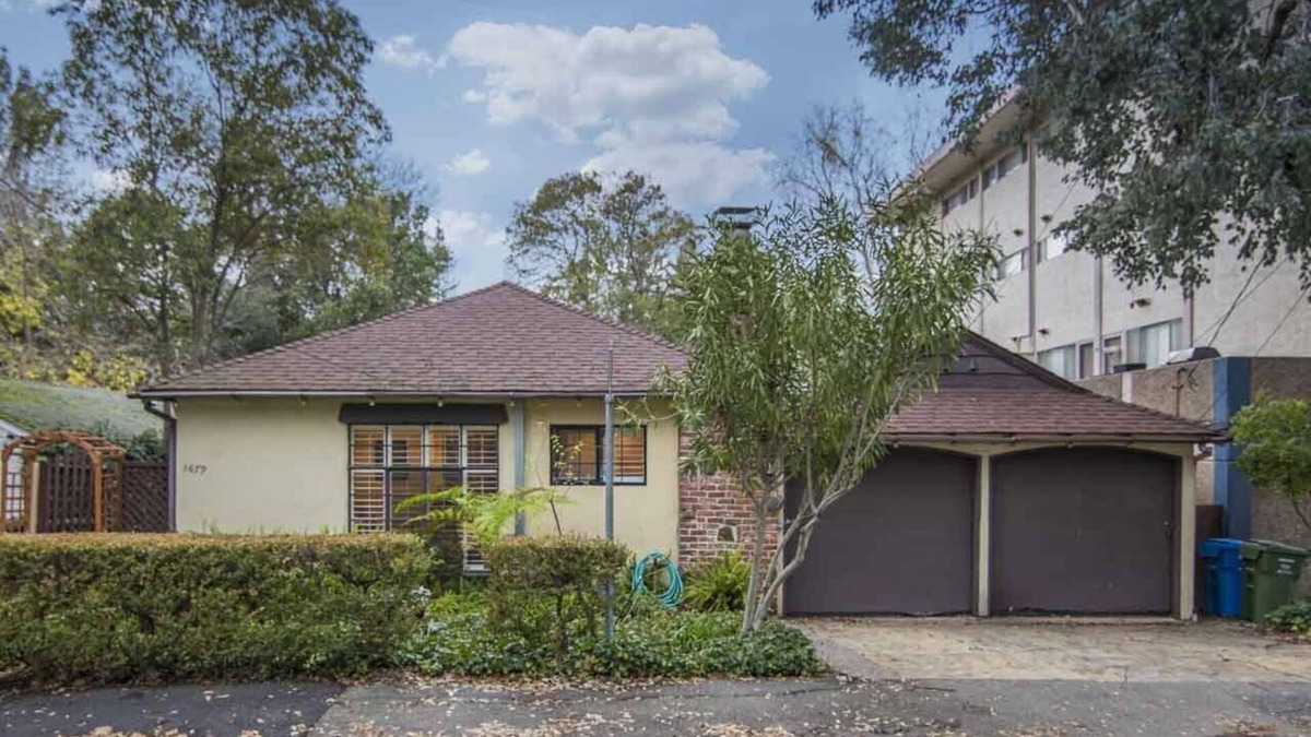 Walnut Creek House | Downtown Walnut Creek Executive Retreat