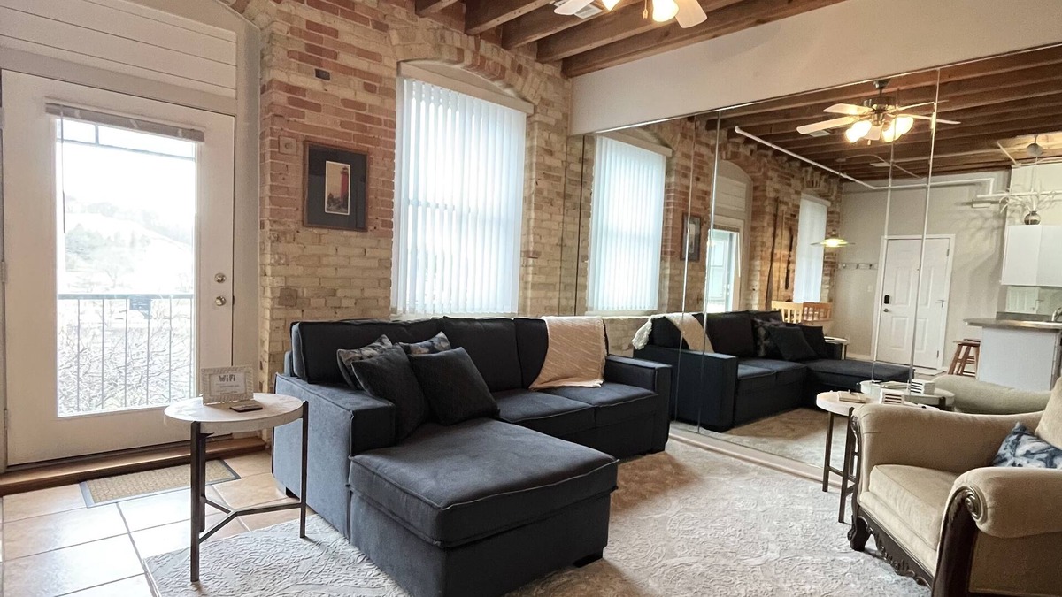 Grand Haven Condo | Downtown Waterfront! Cozy Space in the heart of Grand Haven!
