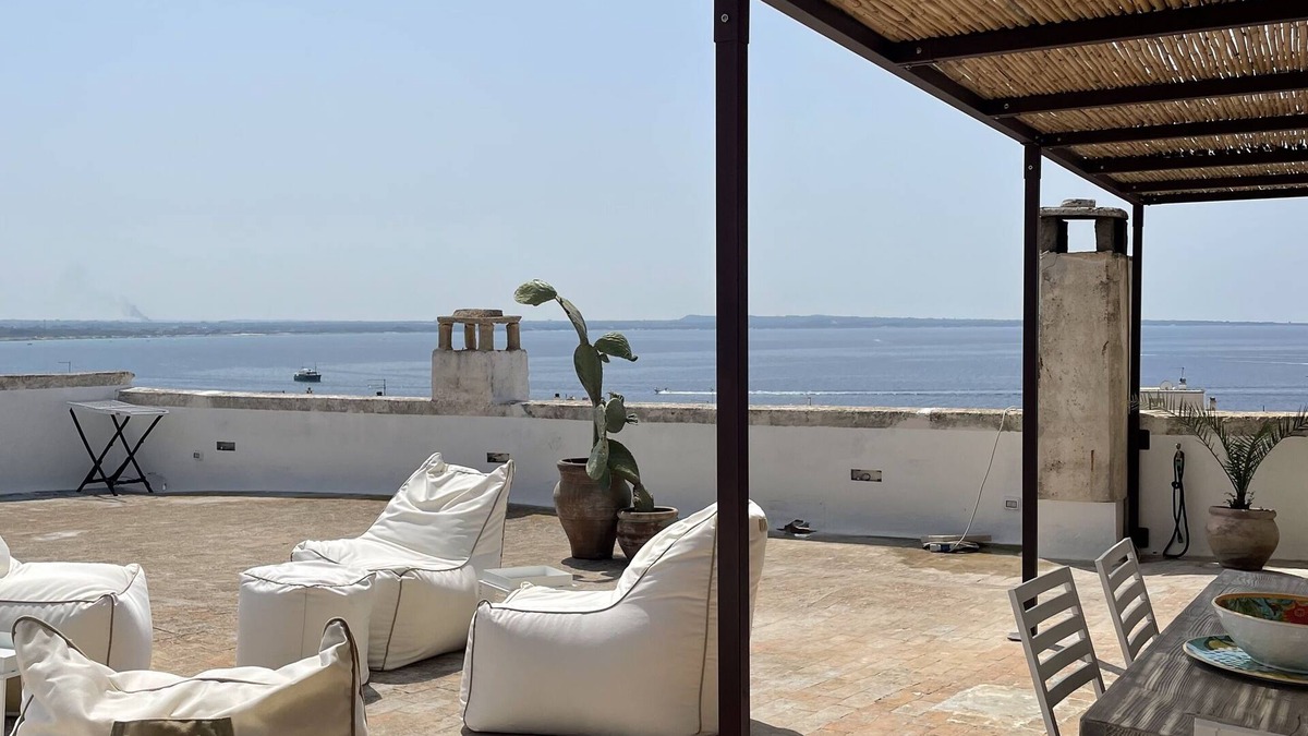 Gallipoli Historic Center Apartment | Doxi Fountain Terrace