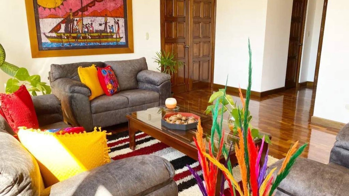 Colonia Vista Hermosa Apartment | DPh2 2 large apartments together