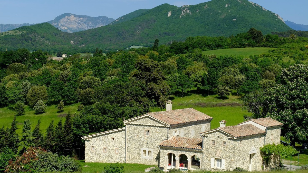 Cleon-d'Andran House | Drôme provençale quiet country house