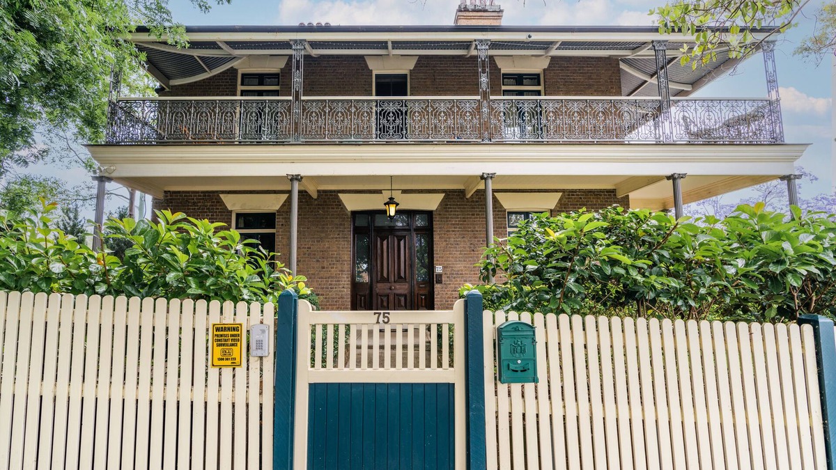 Camden House | Dr Crookston's Guest House Circa 1880