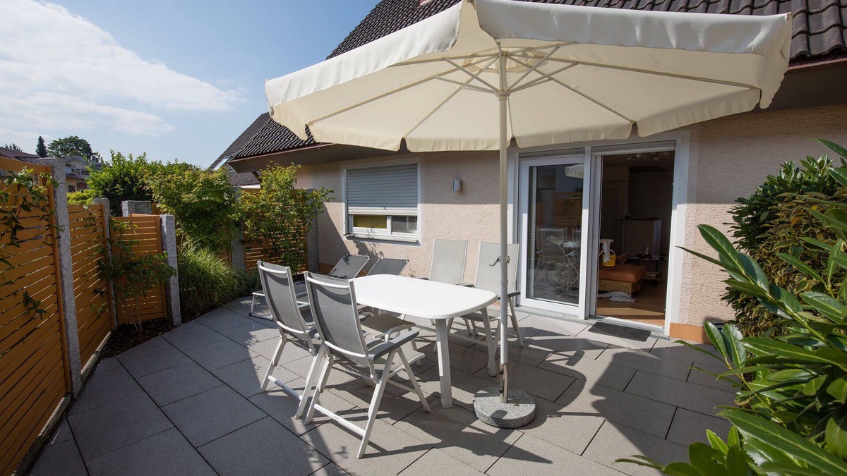Bodman-Ludwigshafen Apartment | "Dr Saretz" vacation apartment with partial lake view, private terrace and WiFi