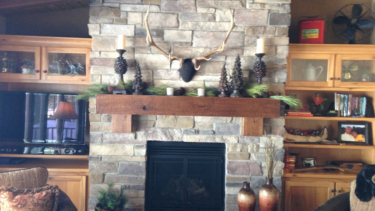 Legend Lake Cottage | Draft week only. Great 3 bedroom cottage on a lake 40 minutes from Lambeau!