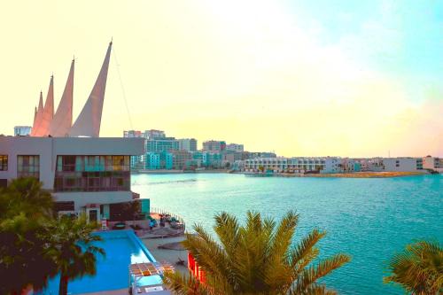Muharraq Resort | Dragon Beach Hotel