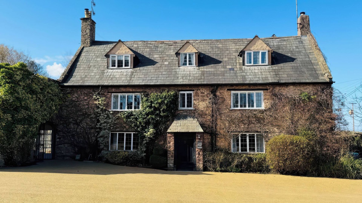 Bilbrook Cottage | DRAGON HOUSE, pet friendly, character holiday cottage in Roadwater