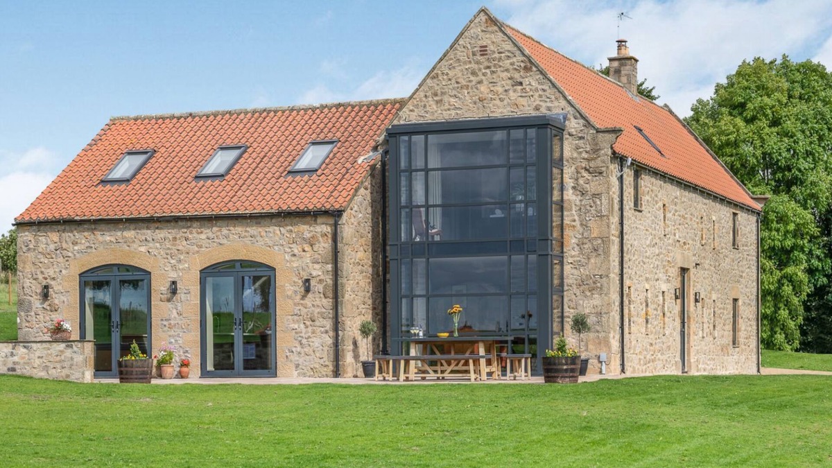 Richmond Cottage | Dragonfly - Holiday At Home