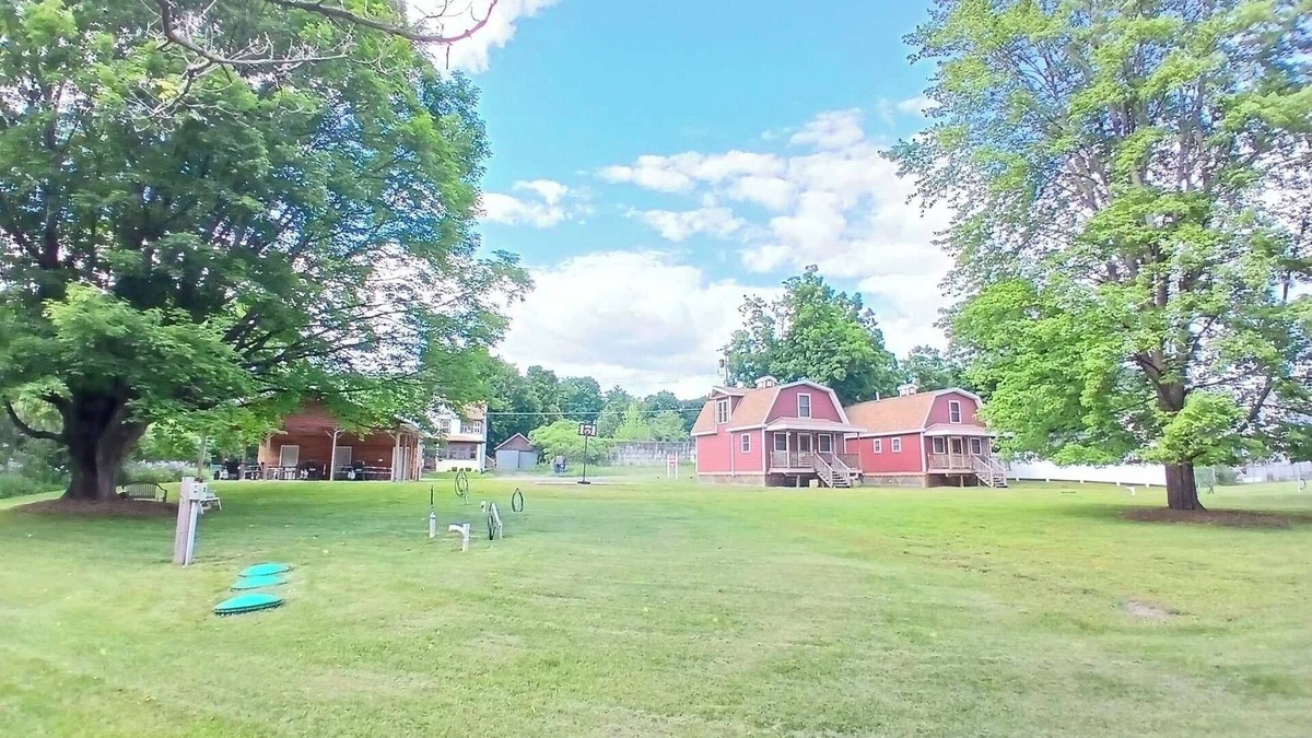 Oneonta Cottage | Drake's Escape Cottage #1, Ideal location for Oneonta/Cooperstown