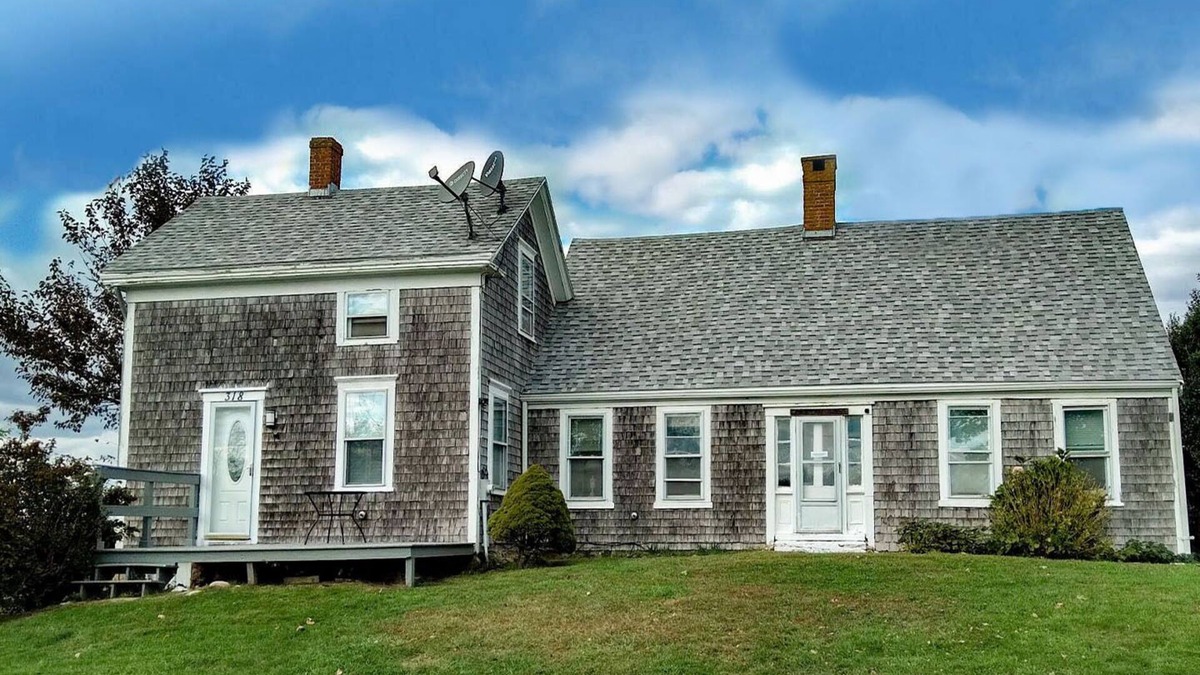 Block Island House | "DRATHERBE HOUSE/FANTASTIC VIEWS/DUPLEX"