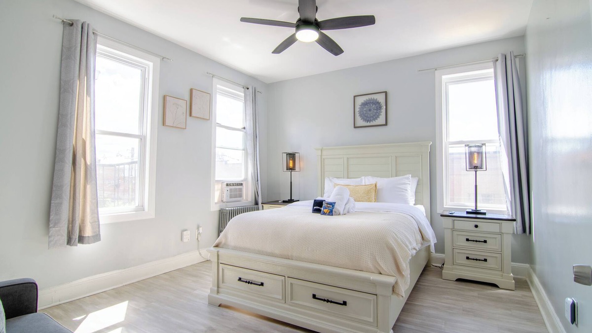 Union City Apartment | Dream a Little Dream 10 Mins To Your NYC Adventure