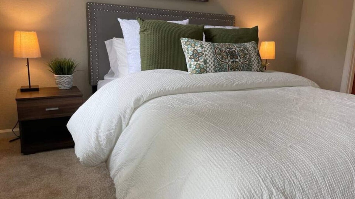 Western Branch North Apartment | Dream Haven - 2BR/2BA - free parking on premises.