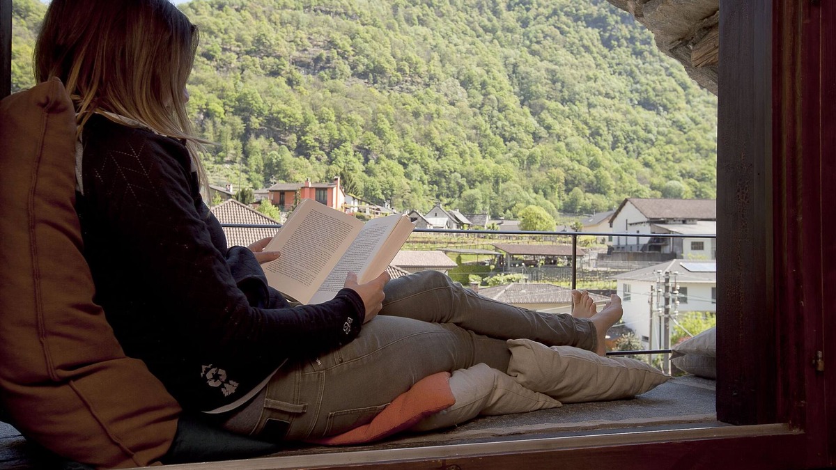 Aurigeno Apartment | Dream like in the eagle's nest under the Ticino sky! - 'Indian Summer' offer!