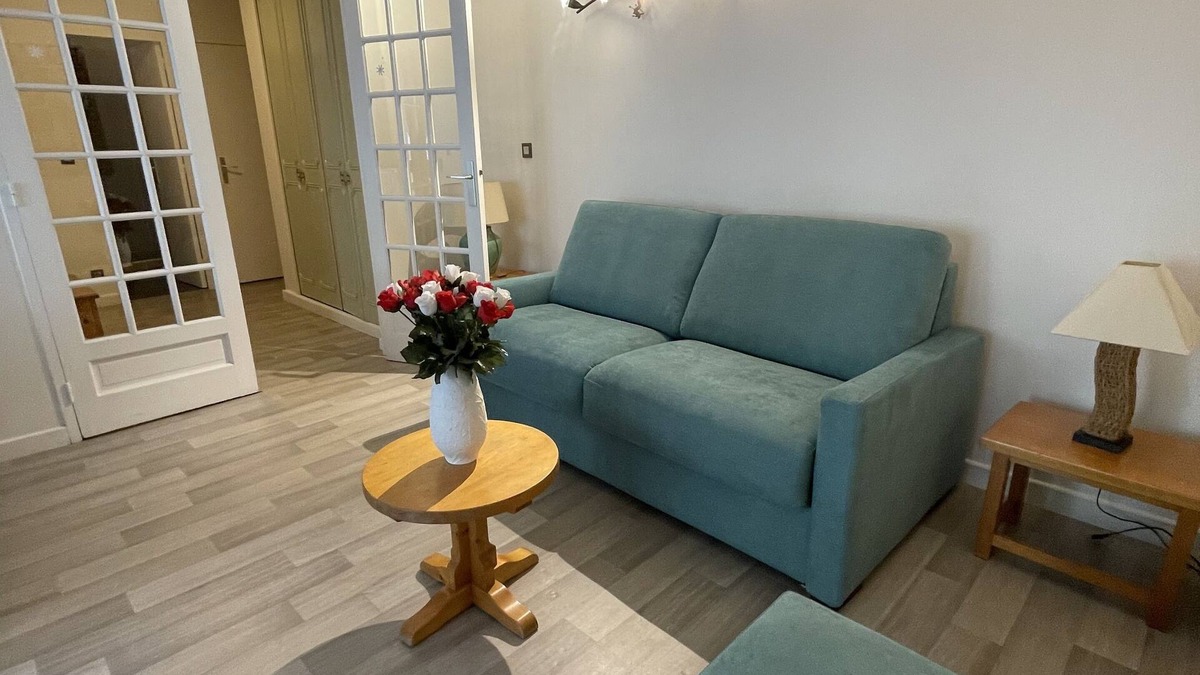 Brides-les-Bains Apartment | Dream location for this apartment full center of brides baths