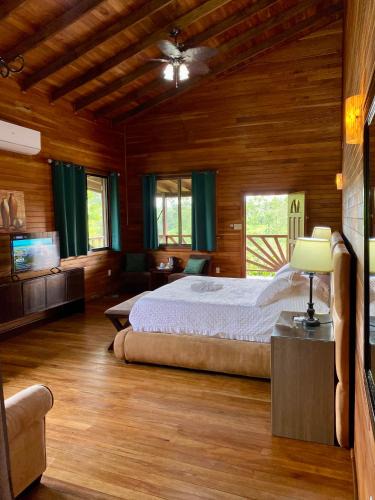 Teakettle Village Cabin | Dream Valley Belize