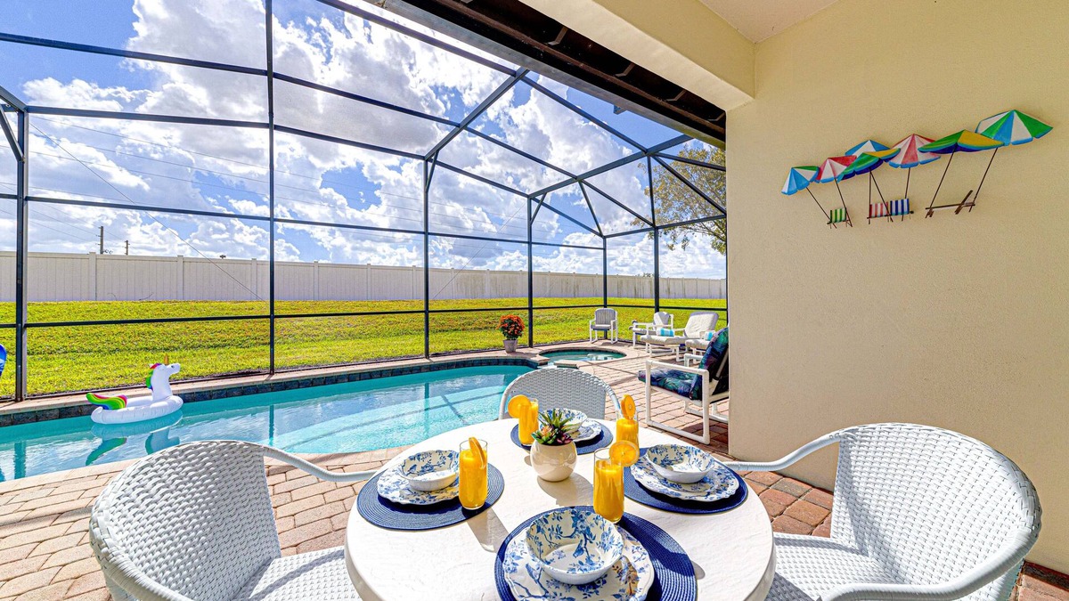 Four Corners Villa | DREAM VILLA-NEW 4BR/3BA-6 MILES FROM DISNEY SOUTH FACING PRIVATE POOL AND SPA