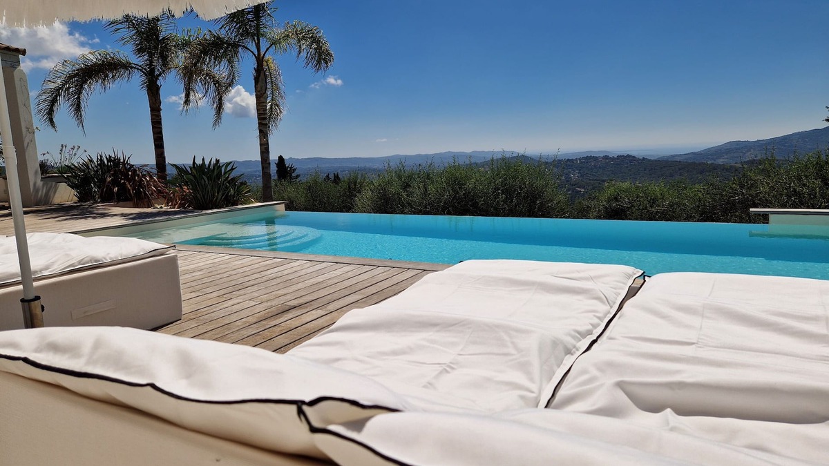 Le Tignet Villa | DREAMING PLACE FOR HOLLYDAY