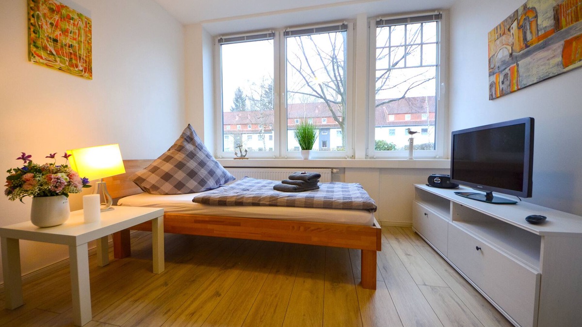 Hamburg-St. Georg Apartment | Dreamlike 1 Pers.-Apartment With sophisticated equipment