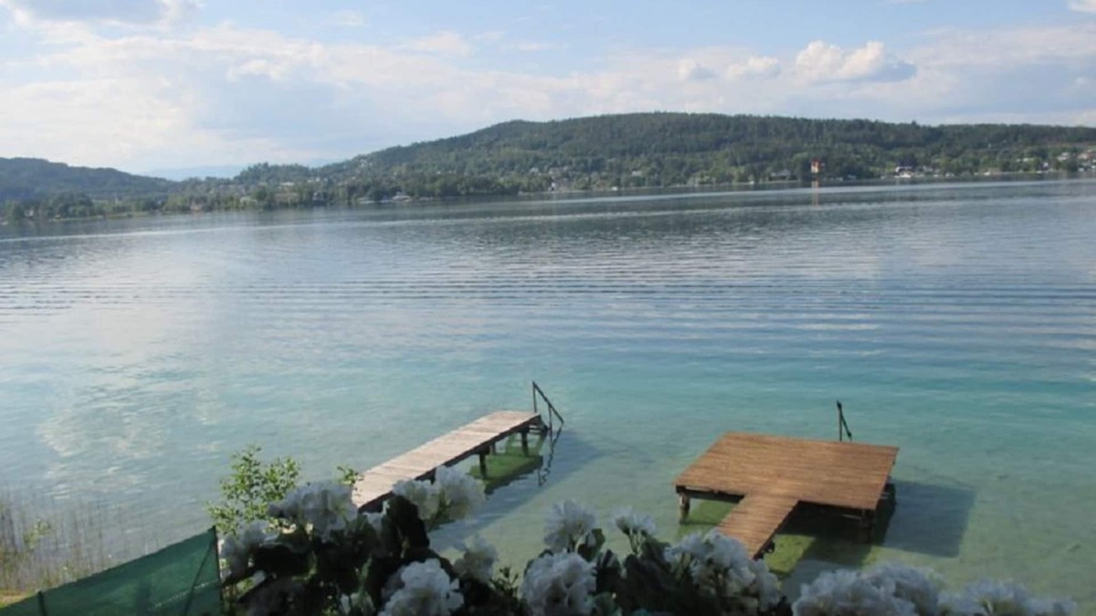 Maria Woerth House | Dreamlike lake house directly at the Wörthersee