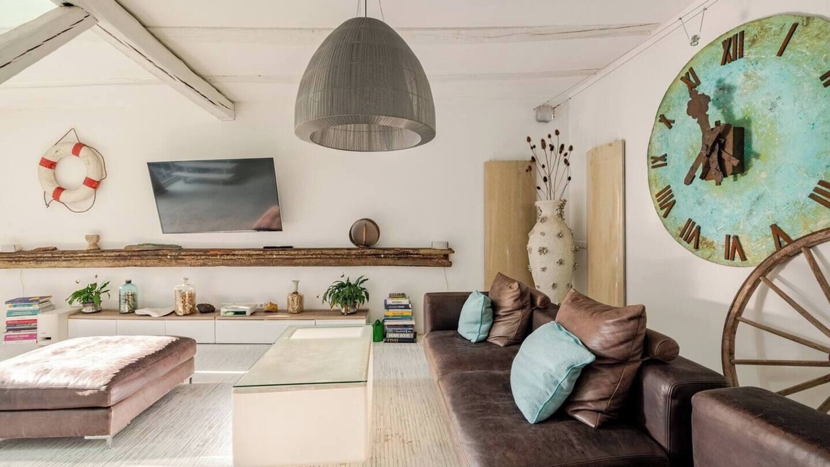 Konigsbach-Stein House | Dreamlike living on 370sqm, 2 bathrooms, terrace, parking lot, children's playroom