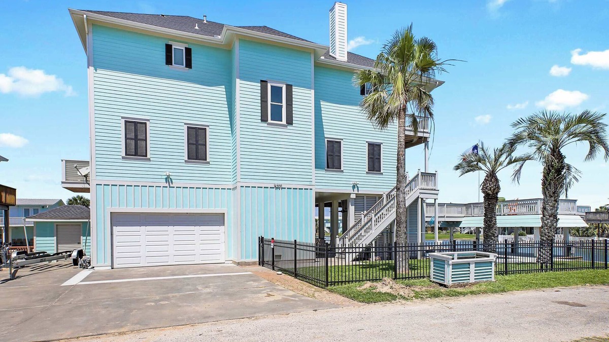 Jamaica Beach House | Dreams Float, Private Heated Pool/Hot Tub, Pier