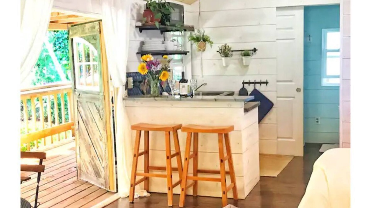West Hazel Dell House | Dreamy 1/2 acre estate in the city with Guest House!