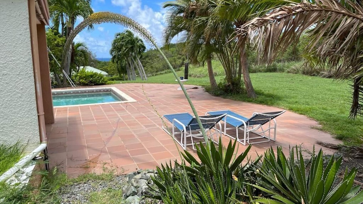 Christiansted Apartment | Dreamy Breezes Will Serenade You With Soothing Lullabies .
