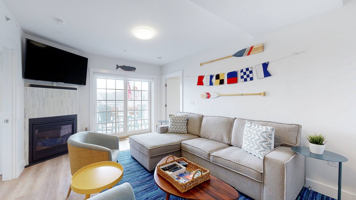 Dennis Port Condo | Dreamy ocean-view perch with furnished balcony & beach access - dog-friendly