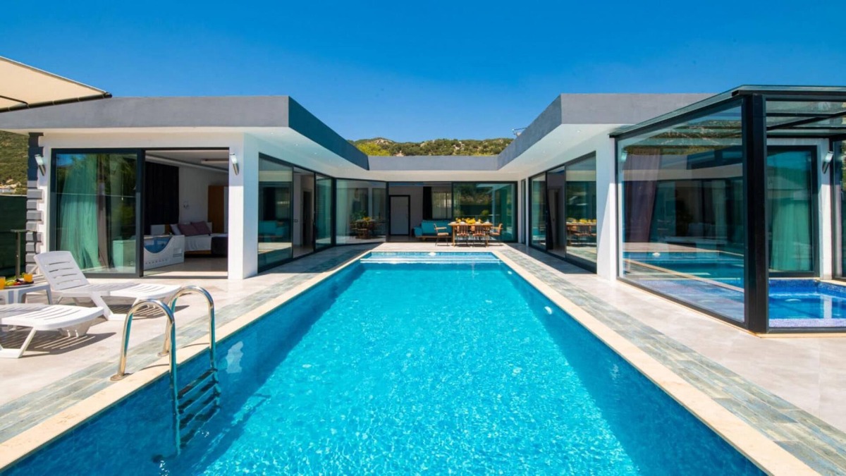 Sarıbelen Villa | Dreamy Villa with Private Pool and Jacuzzi in Kas