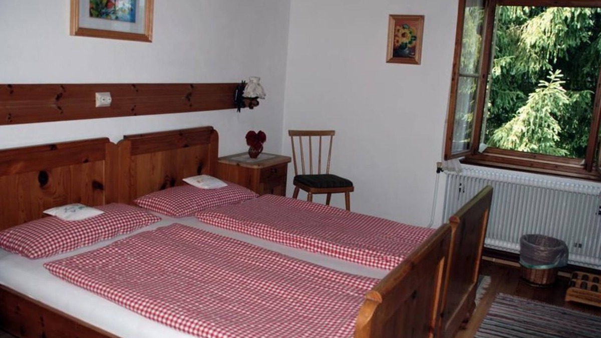 Vorderstoder Other | Dreibettzimmer mit Dusche, WC - Gesundheits- und Biobauernhof Rotbuchner