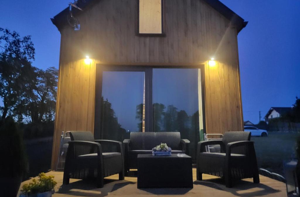 Lubien Kujawski House | Drewniana Stodoła